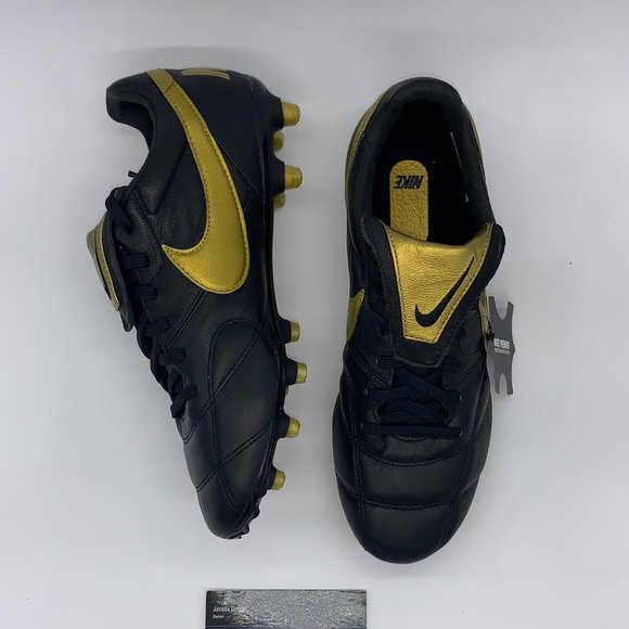 NEW Nike Kangaroo Premier 2 Cleats Black Gold